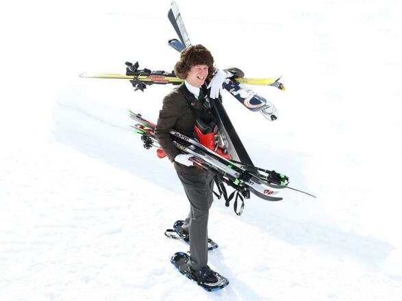38.Ski Butler