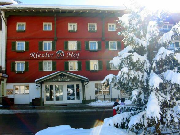 Der Riezler Hof im Winter