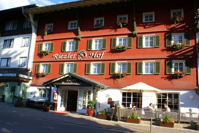 Riezler Hof im Sommer