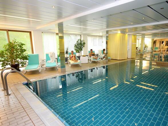 hallenbad