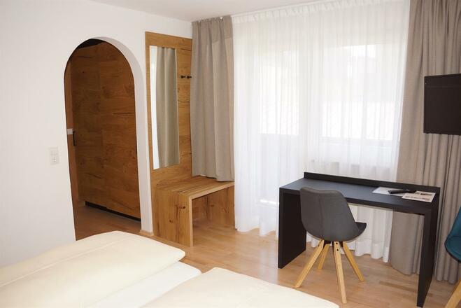 Doppelzimmer in der Pension Clara Tirol Wattens