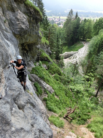 Traverse am Hausbachfall-Klettersteig