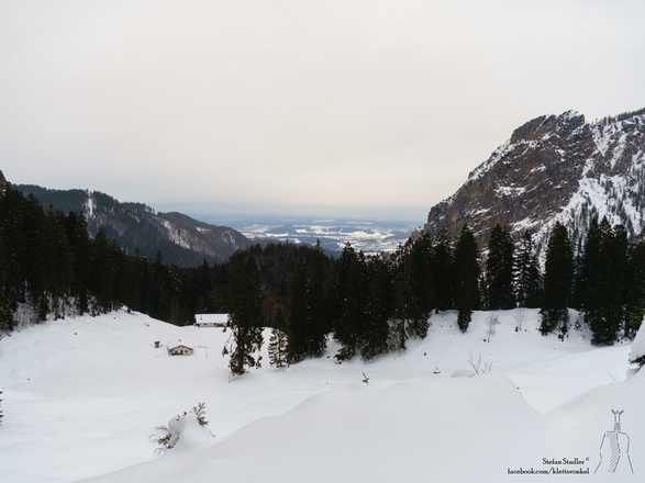 die Hinter Alm lässt man rechts unten liegen