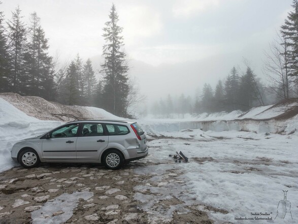 Parkplätze in der geräumten Wildbachfurt