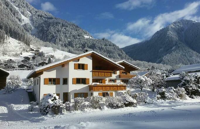 Haus im Winter