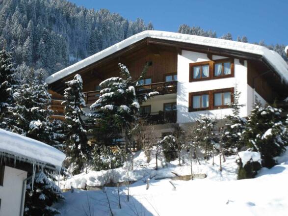 haus groß
