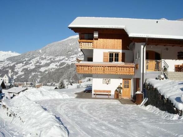 Hausansicht - Winter