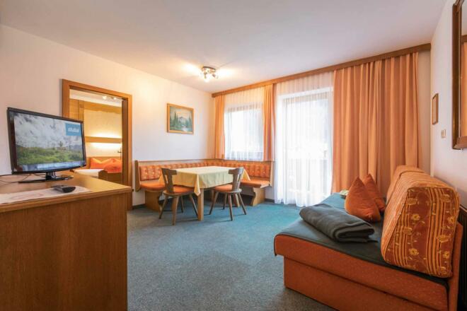 Ferienwohnung 2 Wohnzimmer