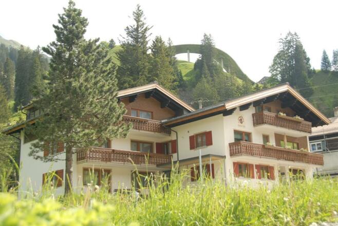 Haus Bischof Sommerbild