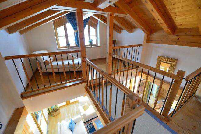 Appartment-Haus-1.Stock