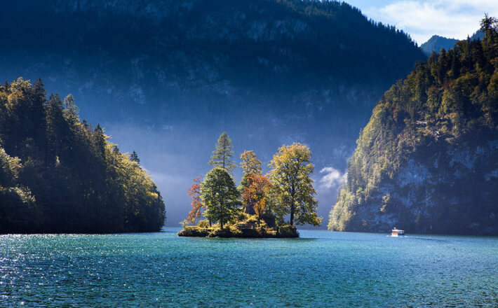 Herbst an der Insel Christlieger im Königssee