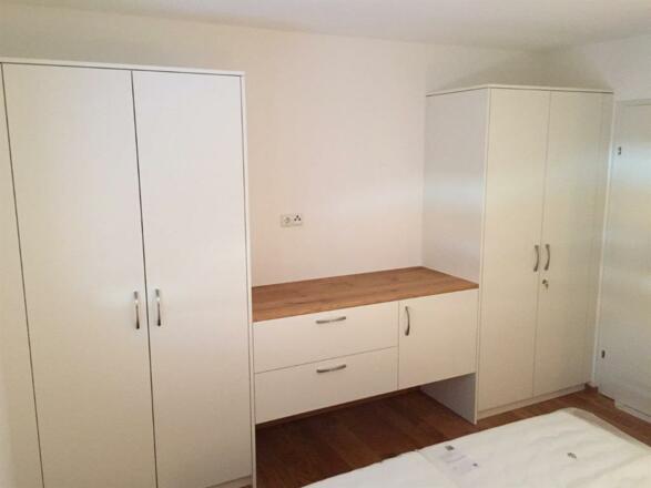 Schlafzimmer 1a