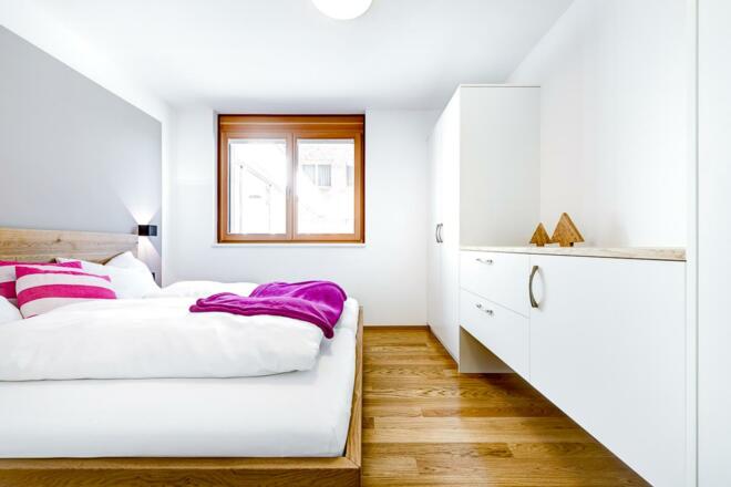 Schlafzimmer 1