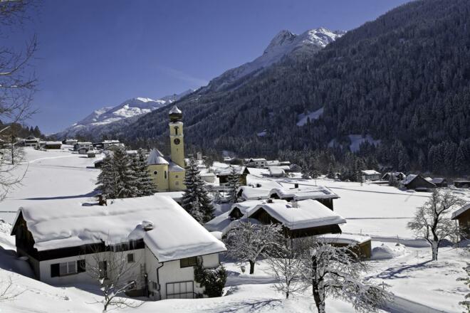 Wald am Arlberg taleinwaerts (c) Andreas Gassner F