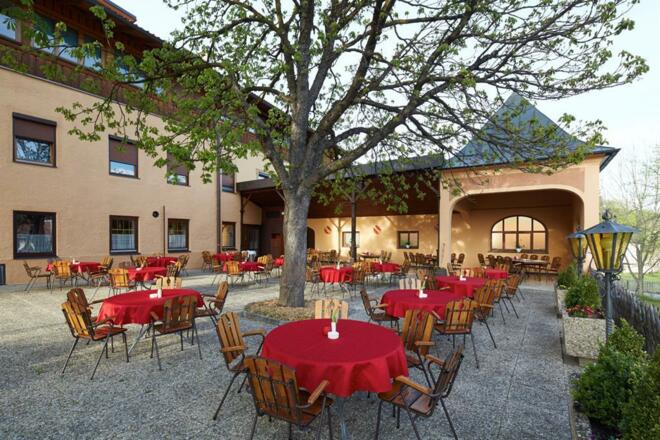 Gasthof Ebner - Gastgarten