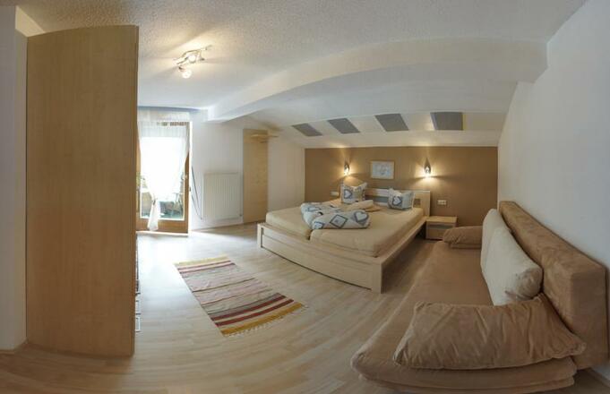 Doppelzimmer Nr. 1/ Wohnung Gletscherblick