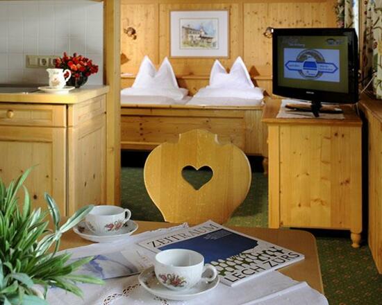 Hotel Pension Garni Alpenrose