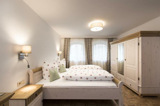 C_HASIBEDER_DSC5735_b