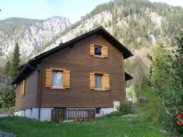 Hausansicht von vorne