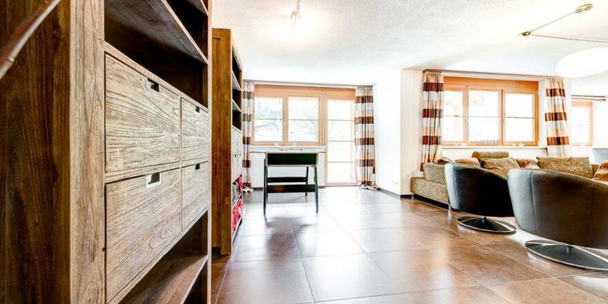Appartement_04_BY_MATTHIAS_RHOMBERG_001-4-900x450
