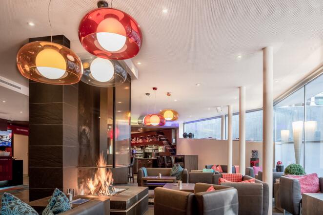 Bar- und Loungebereich