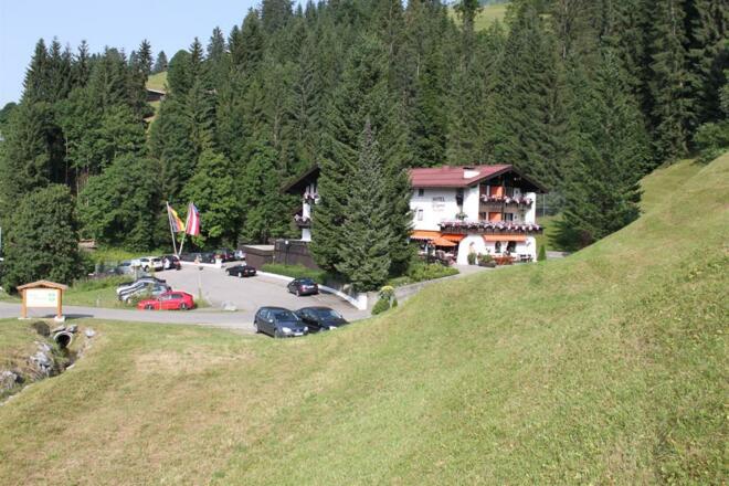 Ortseingang_Kleinwalsertal-Riezlern