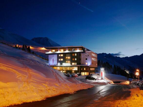 1 Hotel aussen