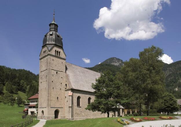 Kirche gerade