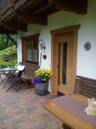 Eingangsbereich / Terrasse