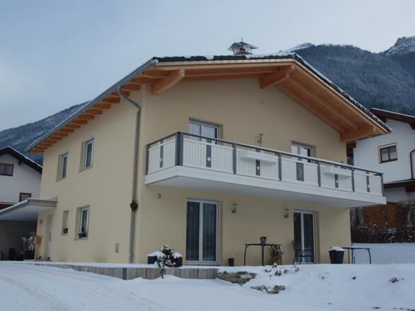 Hausansicht 1 Winter