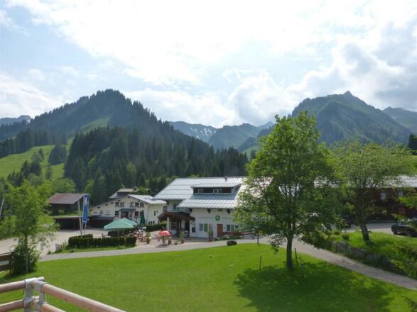 Weiterer Ausblick vom Balkon