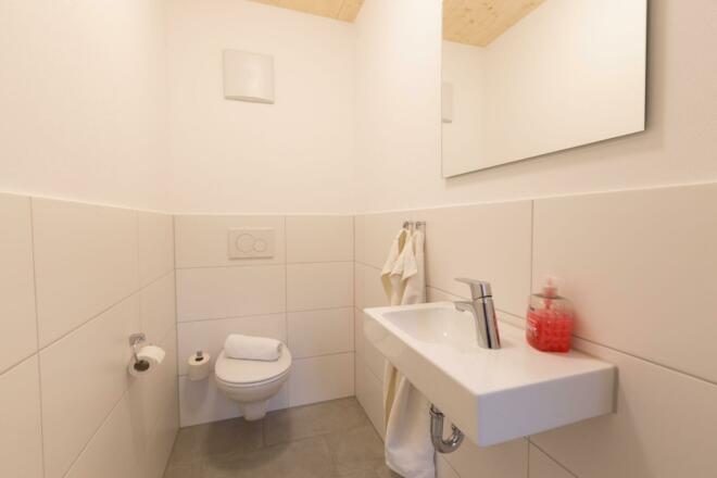 WC Mehrbettzimmer Neubau