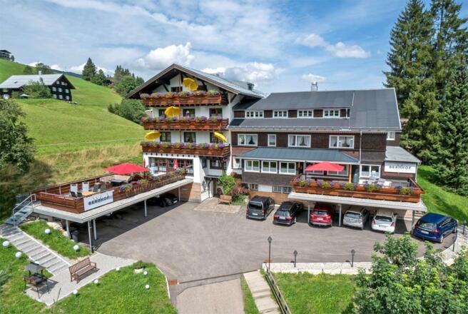 Das Haus im Sommer