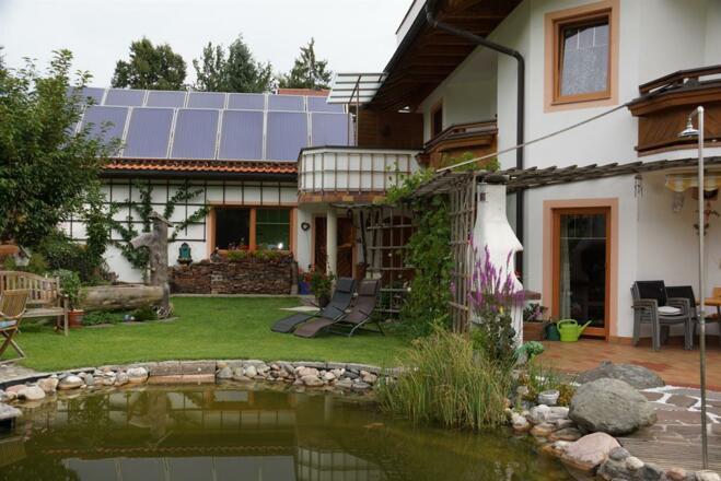 Haus Juen, Hausansicht Garten