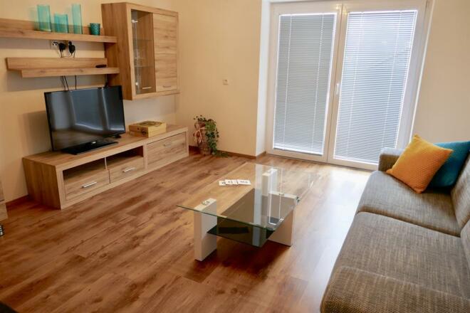 Wohnzimmer mit Schlafcouch