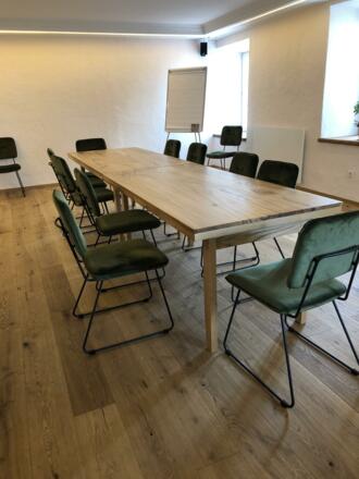 D9D70214-C9F7-4D11-84AF-342080270DE1