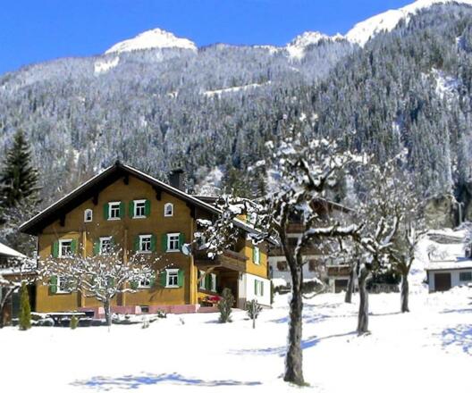 Haus im Winter