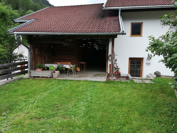 Parken + Terrasse