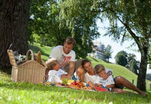 Schlossblick am Campingplatz in Volders