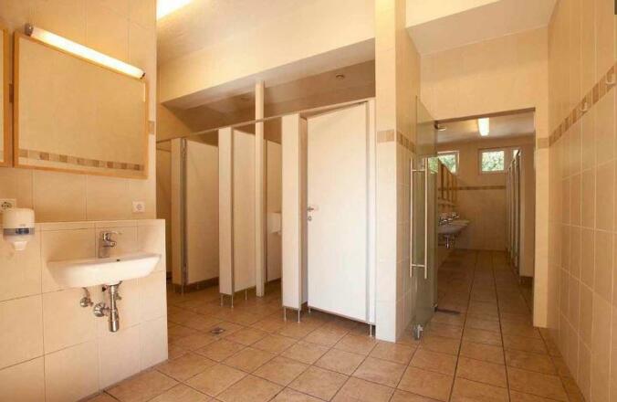 Schloss-Camping Aschach in Volders