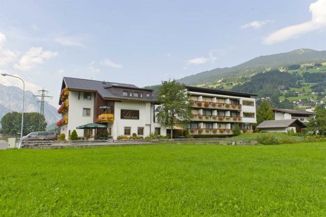 Hotel-Both2