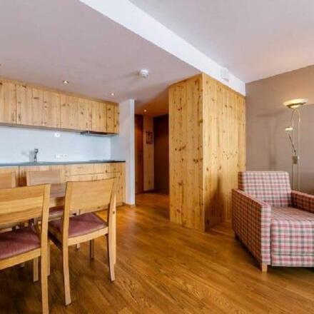 az_dzx3_doppelzimmer_deluxe_anbau_wohnzimmer_kitch