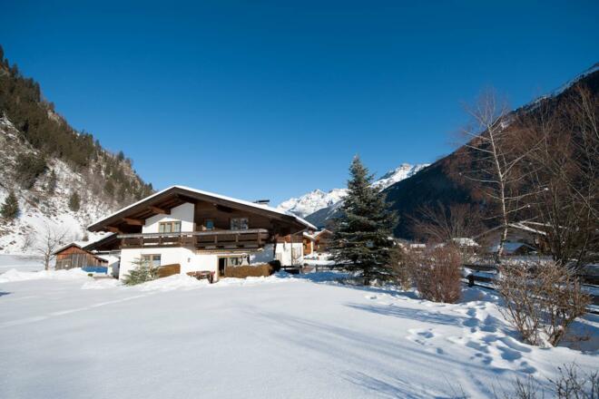 Haus im Winter