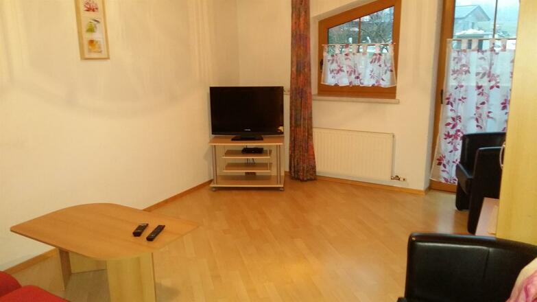 Wohnzimmer mit TV