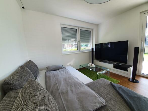 Wohnbereich und Zusatzbett