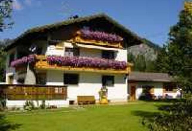Haus Alpengluehn
