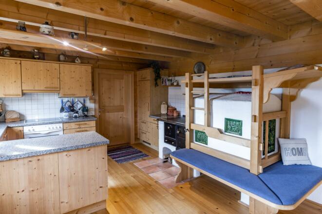 heimeliges Wohnzimmer und Küche