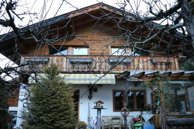 Eggerhof Neustift Hausansicht Herbst