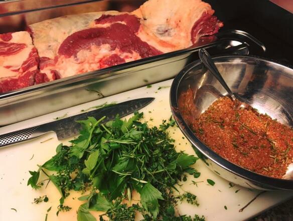 Frische Produkte in der Smokerei in Wattens