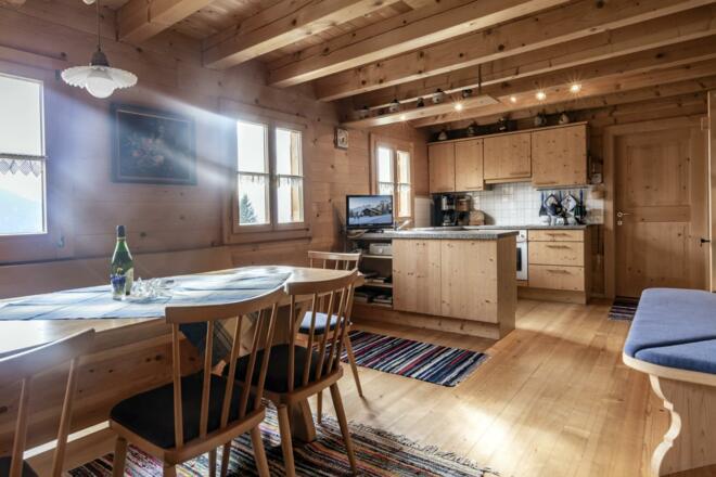 Küche und Essbereich